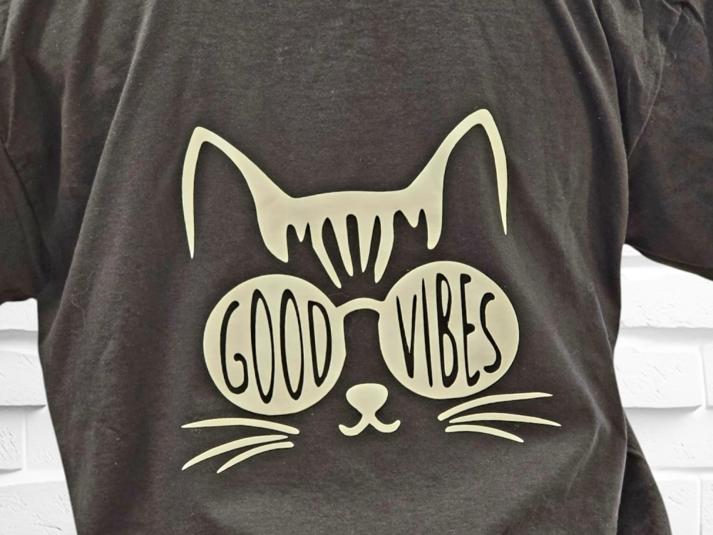 Good Vibes Kat (M)