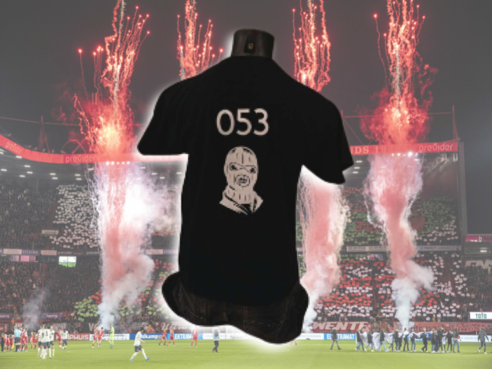 053 Hooligan T-Shirt(L)