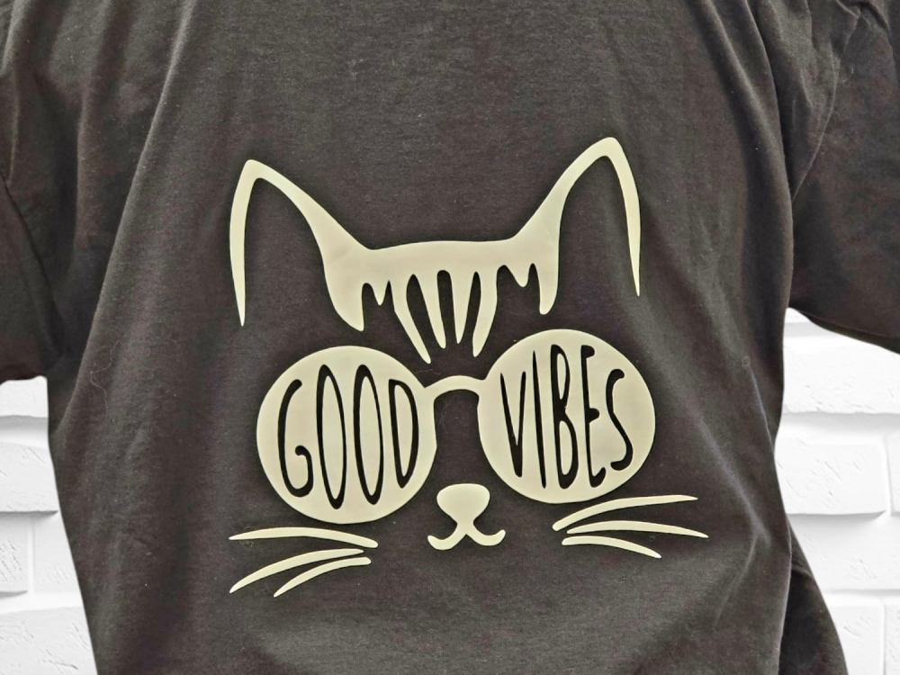 Good Vibes Kat (M)